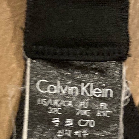 Size 32C Lace Bra - Picture 11 of 12